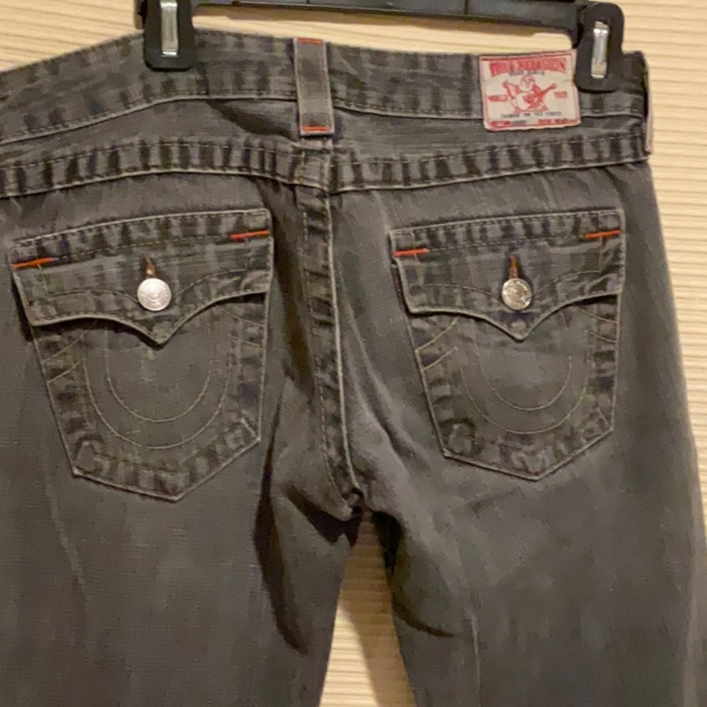 True Religion Jeans Grey orange stitching women’s Size 28